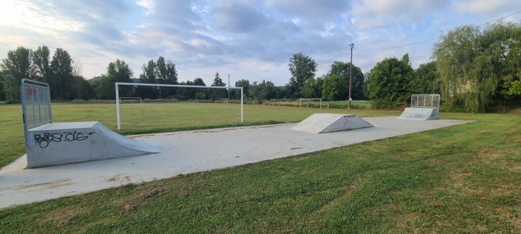 Photo large du skatepark de Montcuq