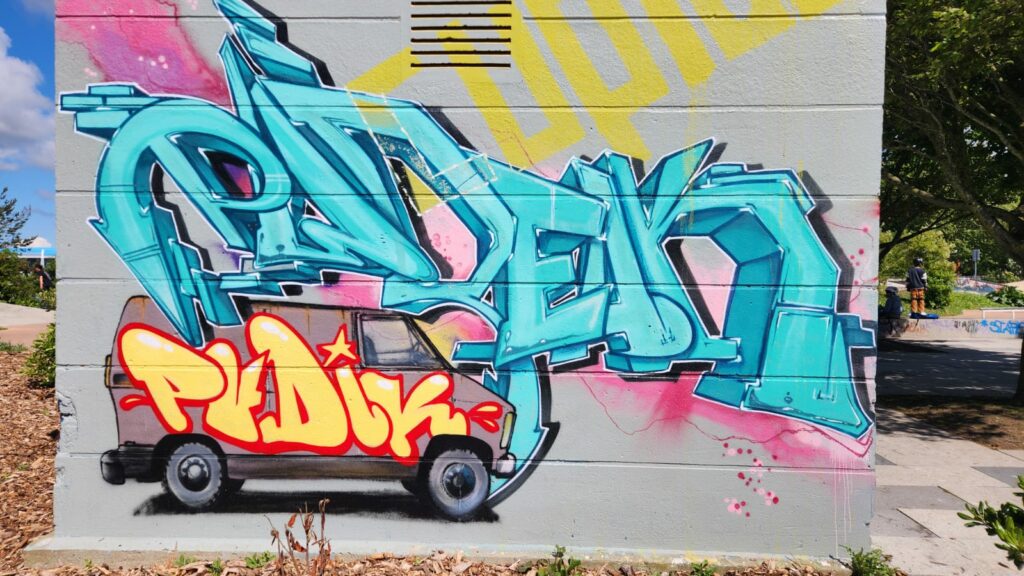Graffiti sur le skatepark de Saint Malo